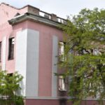 Von ukrainischer Artillerie zerstörte Schule