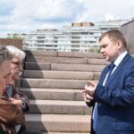 Alexej Albu (r), exilierter Linksaktivist aus Odessa