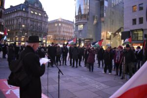 Der Altkatholische Bischof Heitz eröffnet